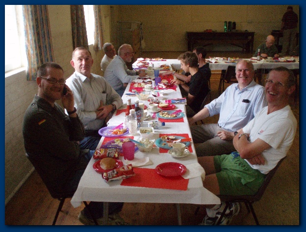 600x449 pixels (146K)